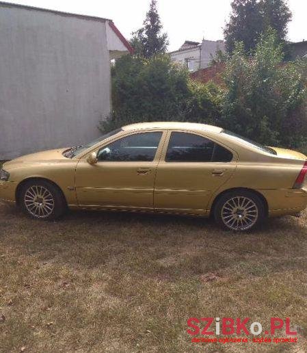 2002' Volvo S60 photo #2