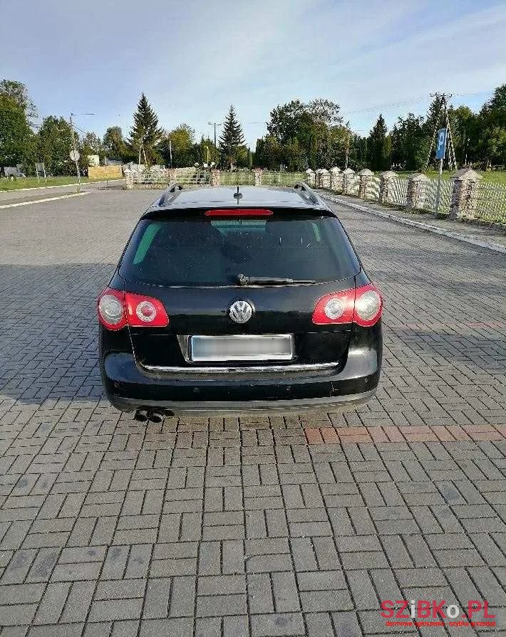 2006' Volkswagen Passat photo #2