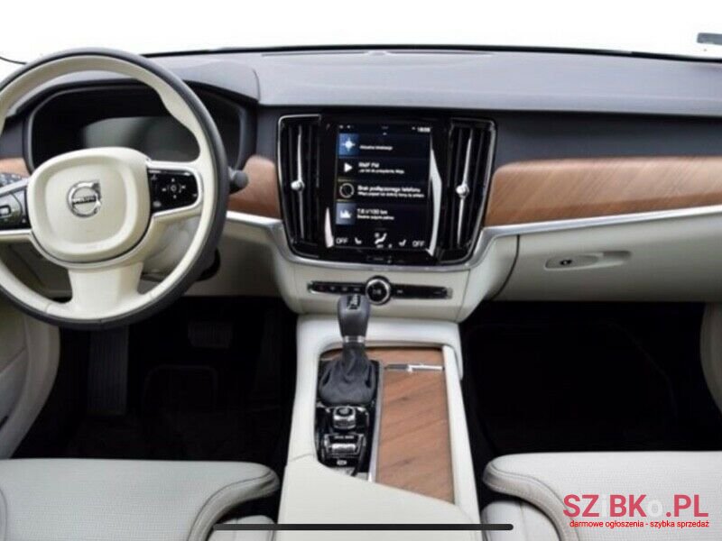2018' Volvo S90 photo #1