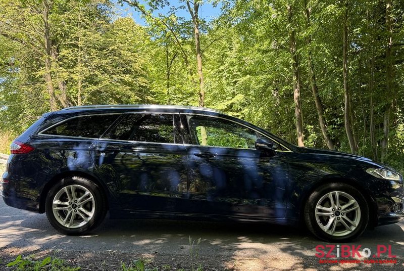 2017' Ford Mondeo photo #6