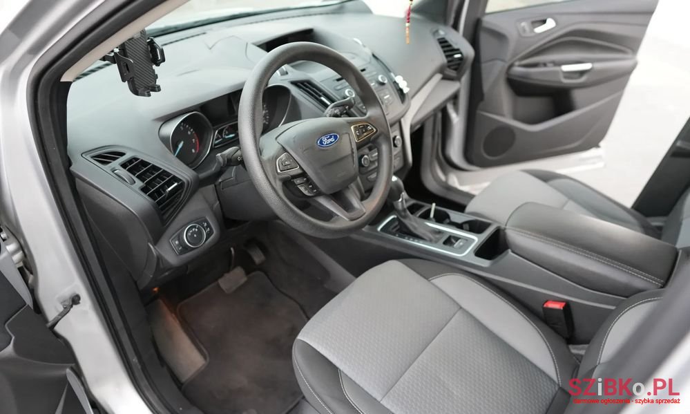 2017' Ford Escape photo #5