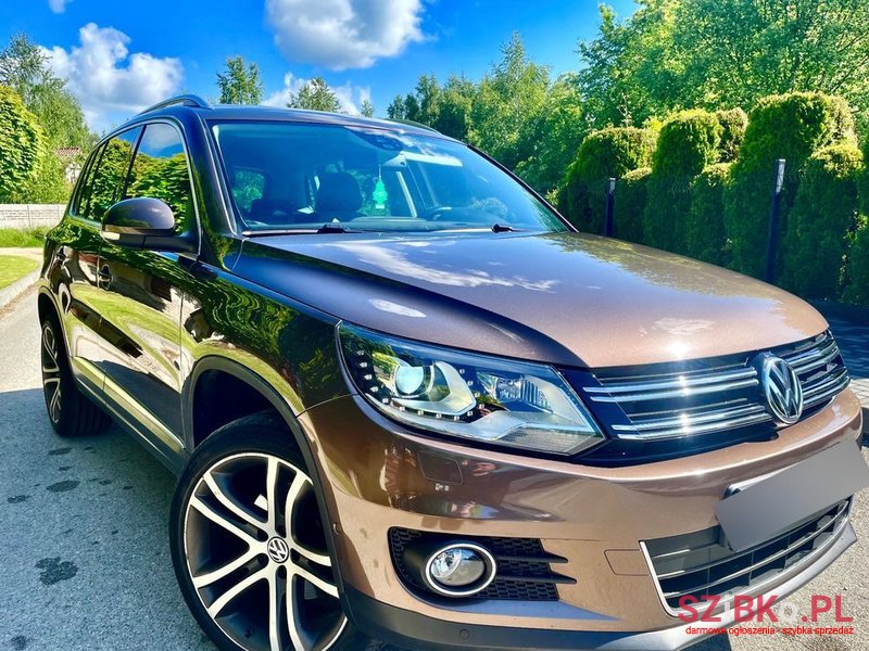 2012' Volkswagen Tiguan photo #1
