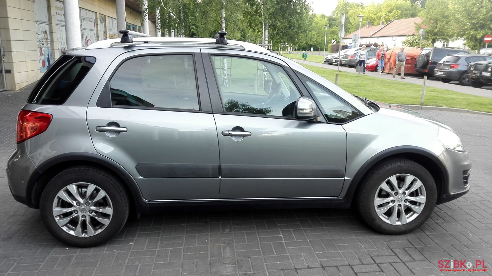 2013' Suzuki photo #1