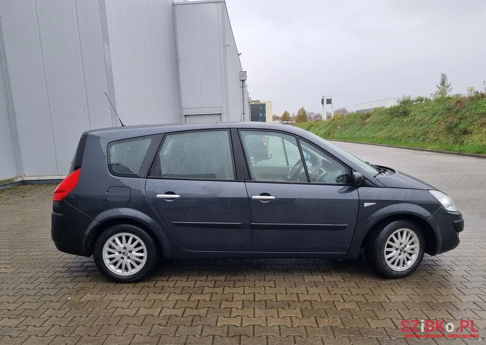 2007' Renault Scenic 2.0 Dci Privilege photo #5
