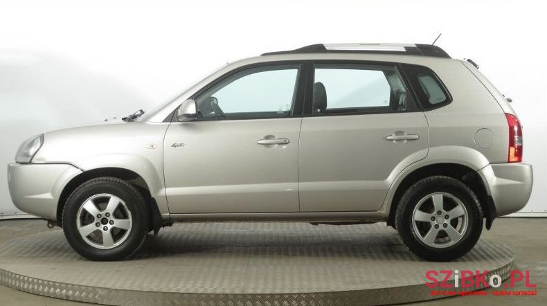 2005' Hyundai Tucson photo #2