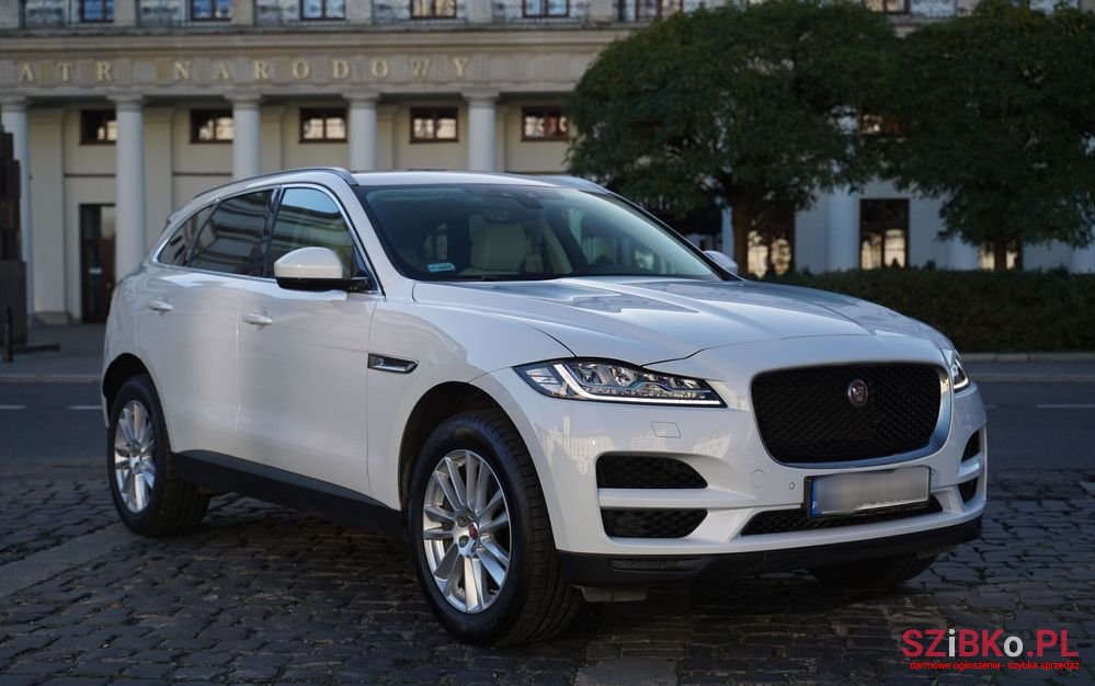 2023' Jaguar F-Pace photo #2