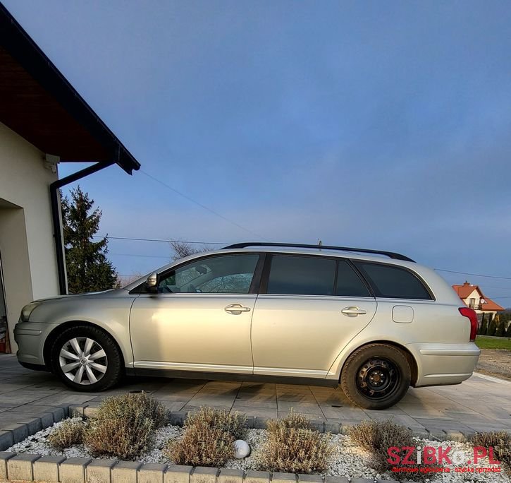2006' Toyota Avensis photo #1