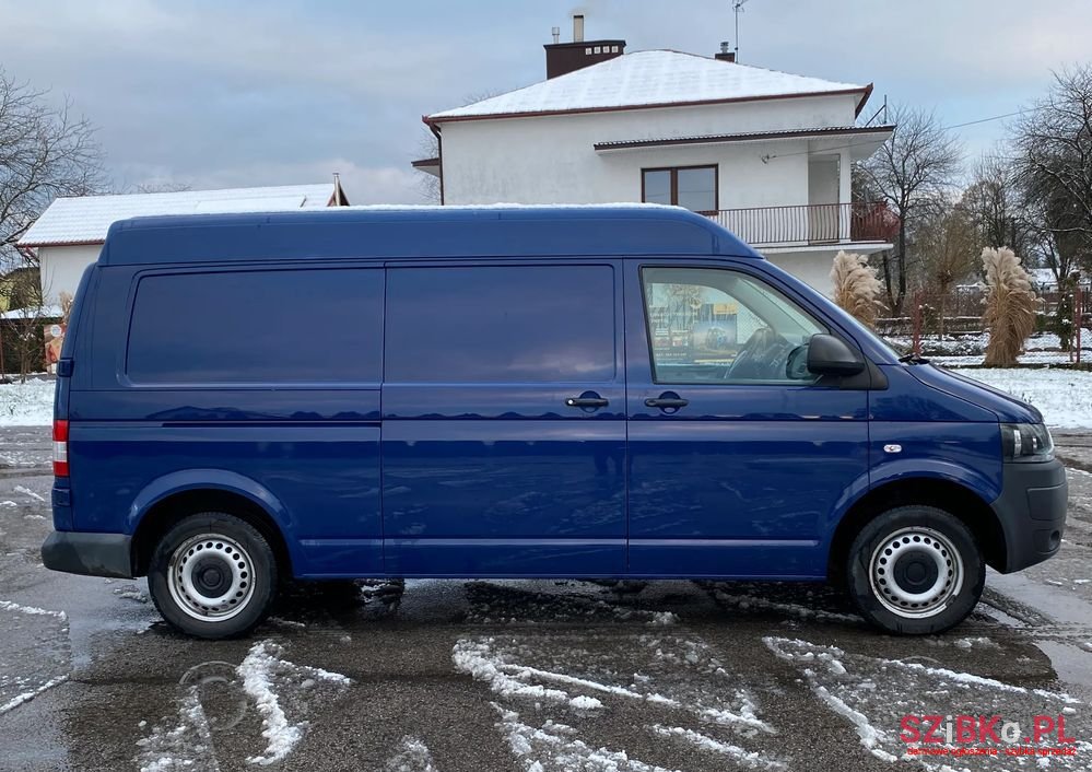 2010' Volkswagen Transporter photo #4