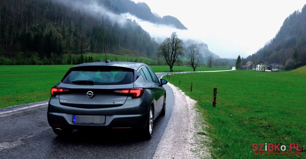 2017' Opel Astra V 1.6 Cdti Elite S&S photo #2