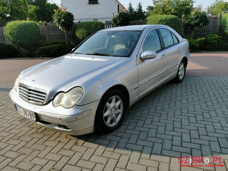 2003' Mercedes-Benz Klasa C photo #1
