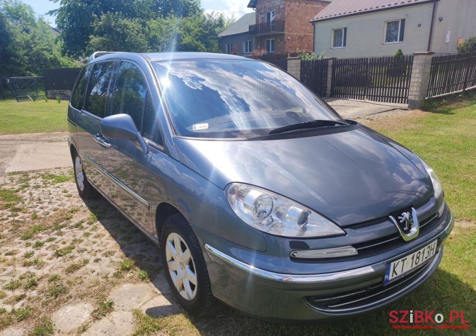 2011' Peugeot 807 photo #2