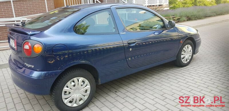 2000' Renault Megane photo #2