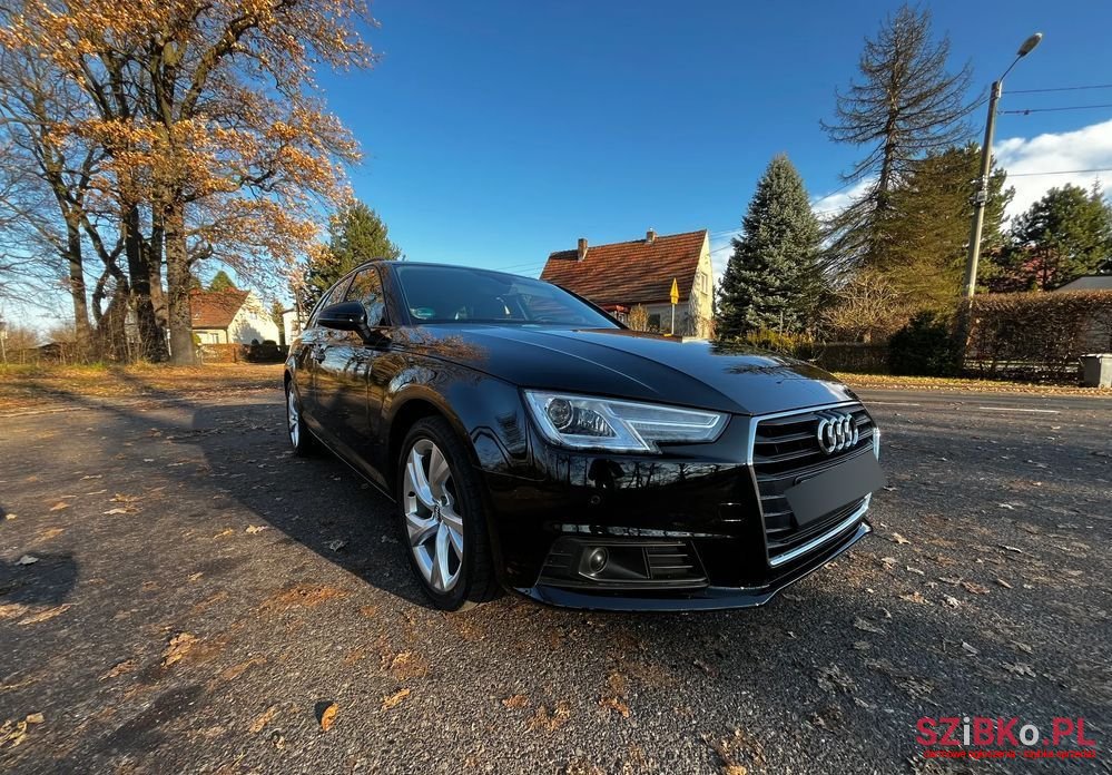 2016' Audi A4 S Tronic photo #1
