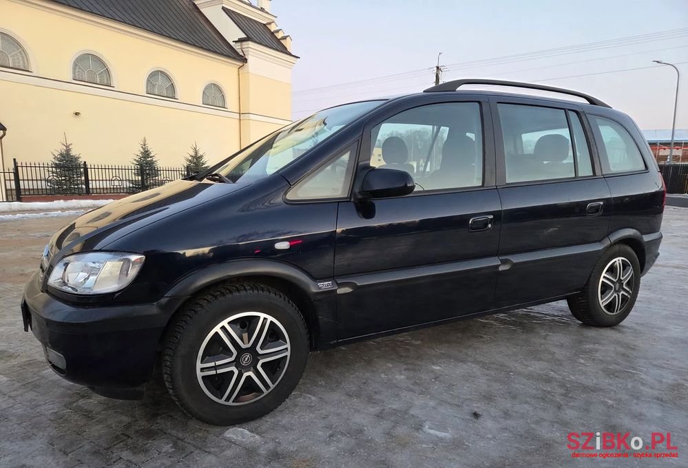 2003' Opel Zafira 1.8 16V Comfort photo #1