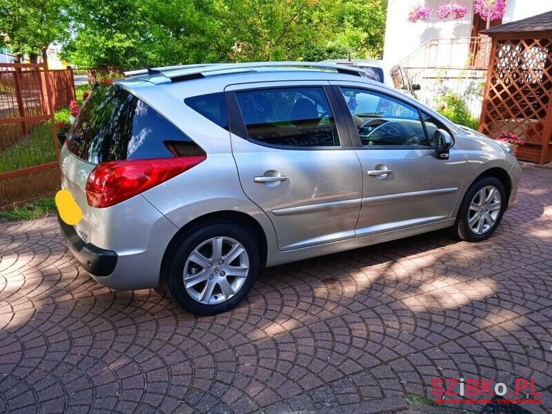 2008' Peugeot 207 Sw photo #3