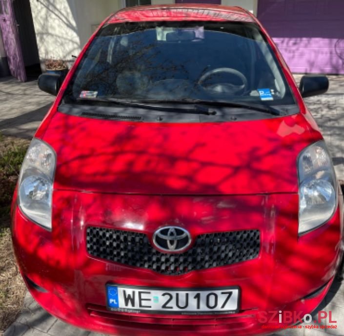 2006' Toyota Yaris photo #1