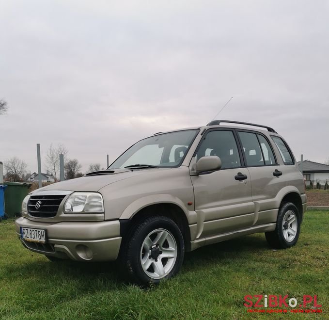 2001' Suzuki Grand Vitara photo #2