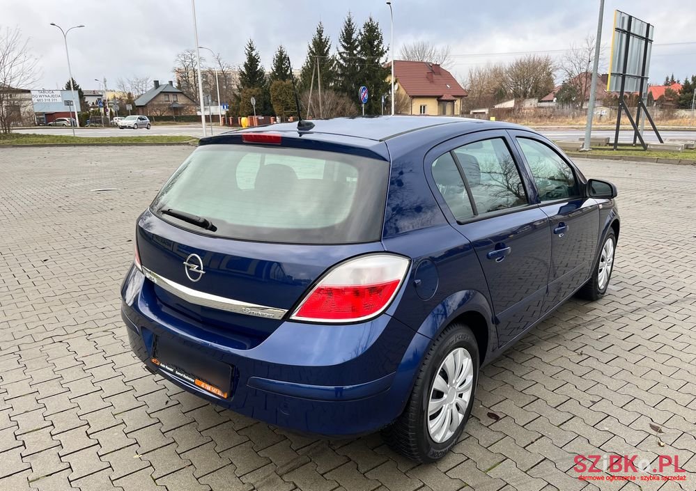 2006' Opel Astra 1.6 Cosmo photo #5