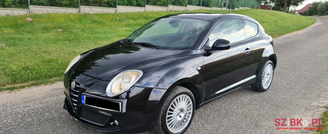 2013' Alfa Romeo MiTo photo #1