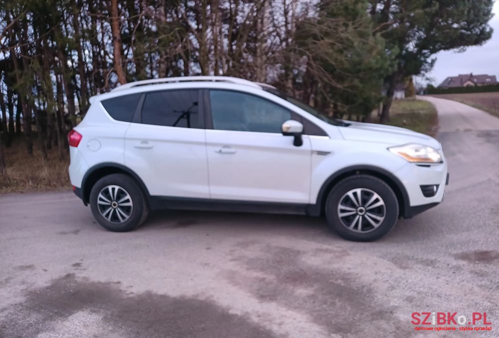 2010' Ford Kuga 2.0 Tdci Titanium photo #2