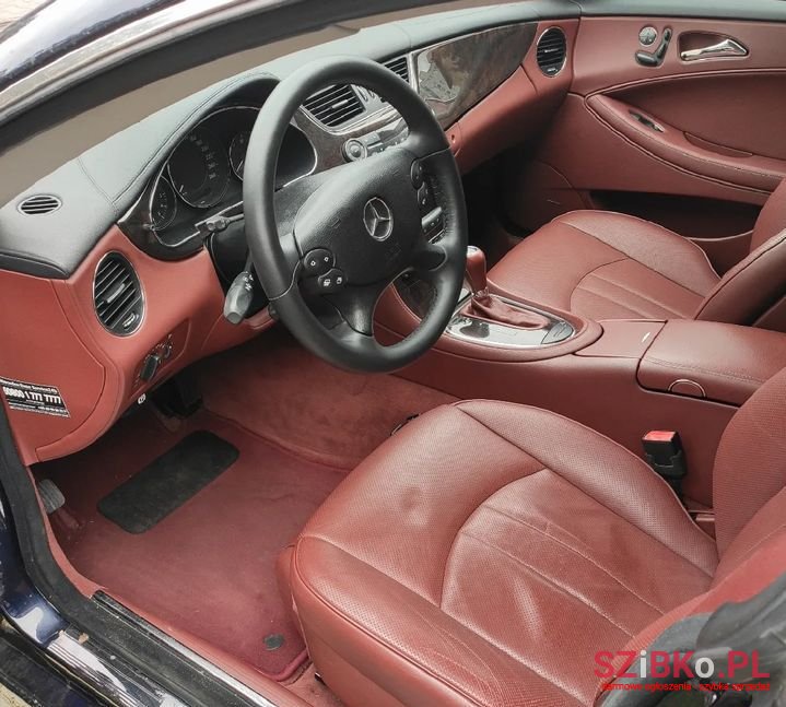 2006' Mercedes-Benz CLS photo #2