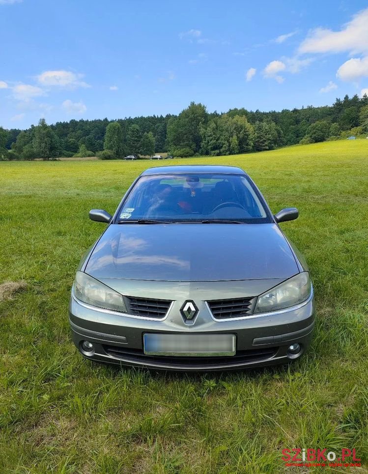2005' Renault Laguna photo #3