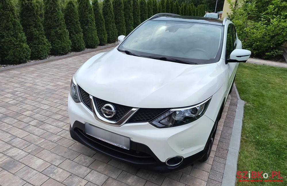 2017' Nissan Qashqai 1.6 Dig-T Tekna photo #3