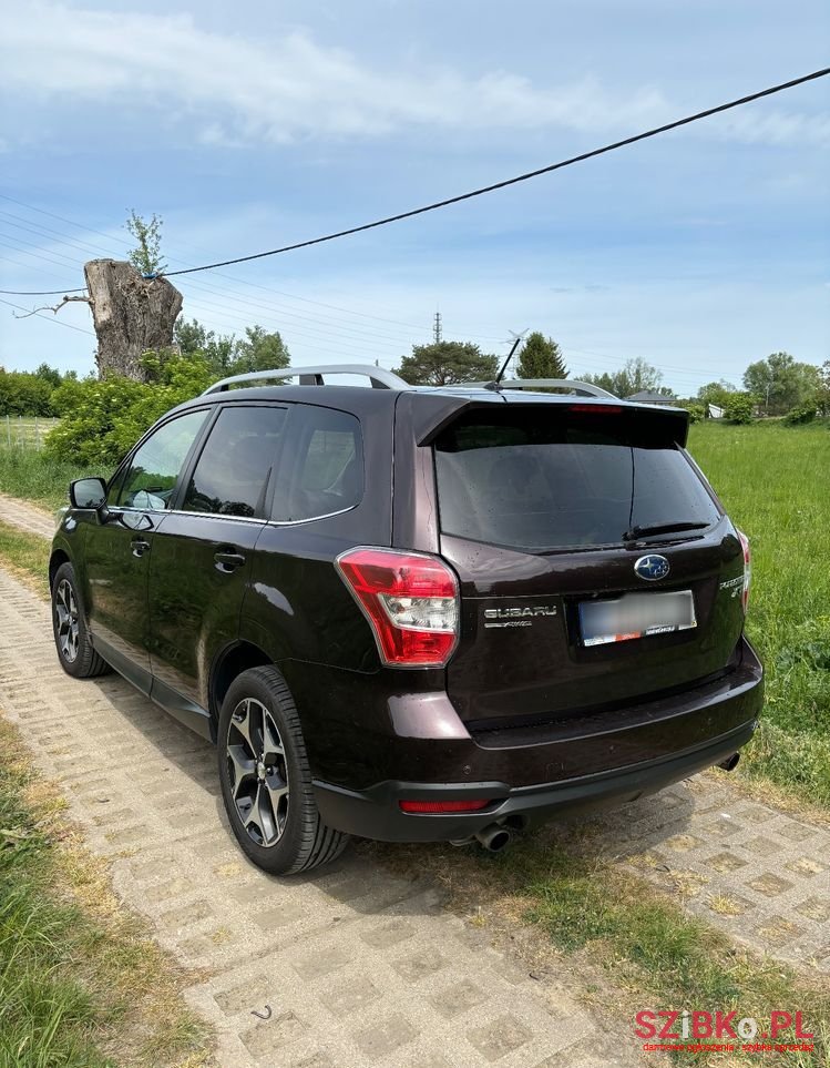 2013' Subaru Forester photo #4