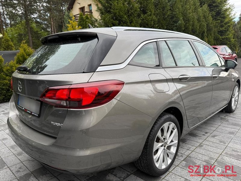 2017' Opel Astra 1.4 Turbo Innovation photo #5