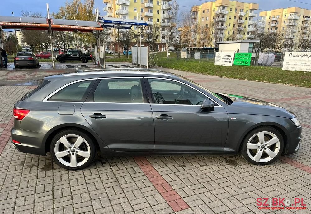 2019' Audi A4 Avant photo #5