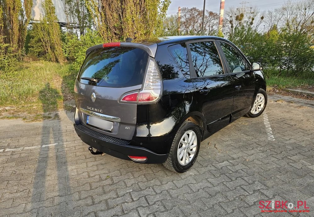 2016' Renault Scenic 1.5 Dci Limited photo #3