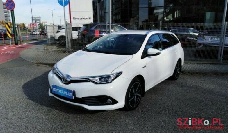 2017' Toyota Auris photo #1