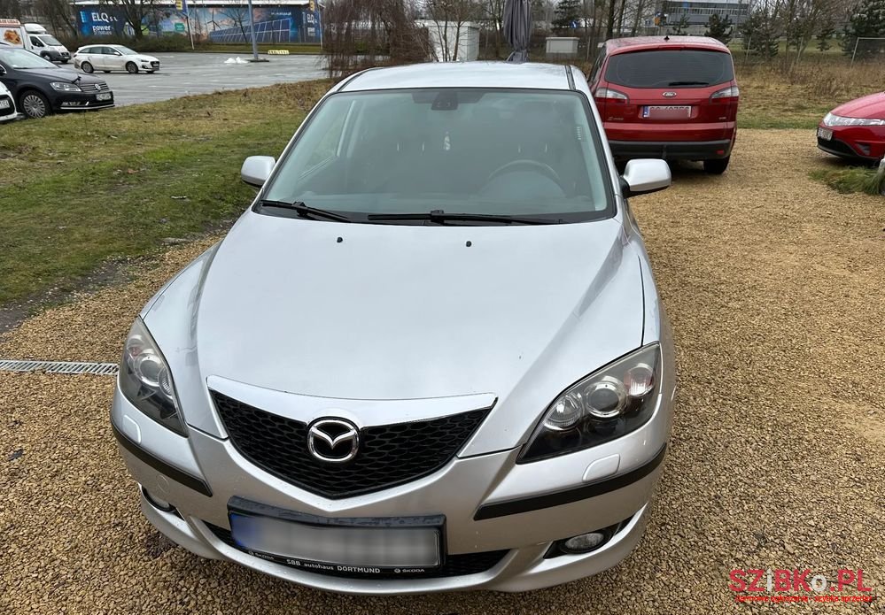 2004' Mazda 3 2.0 Sport photo #3