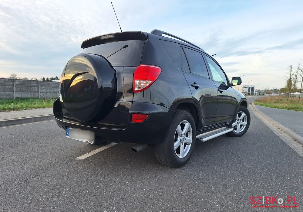 2008' Toyota RAV4 photo #4