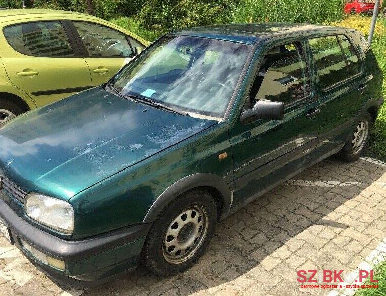 1995' Volkswagen Golf photo #1
