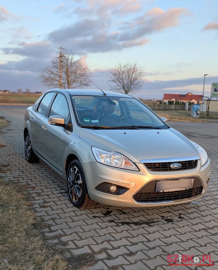 2008' Ford Focus 2.0 Ghia photo #1