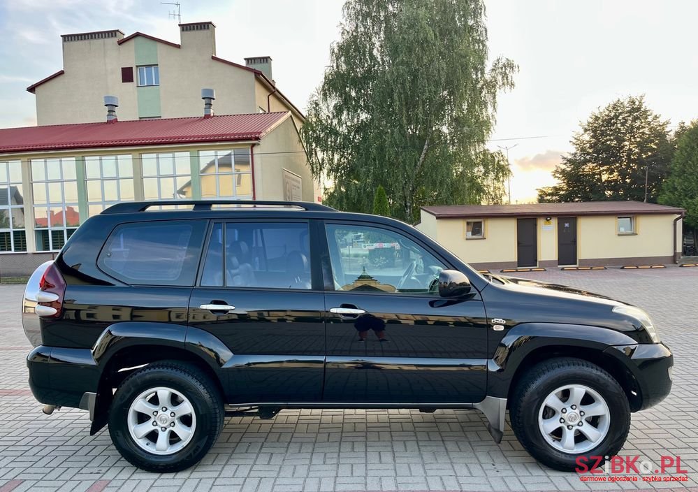 2005' Toyota Land Cruiser 3.0 D Sol photo #5