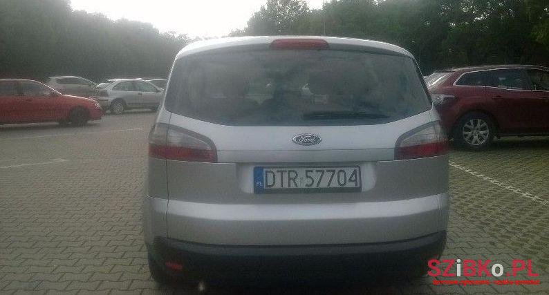 2008' Ford S-Max photo #2