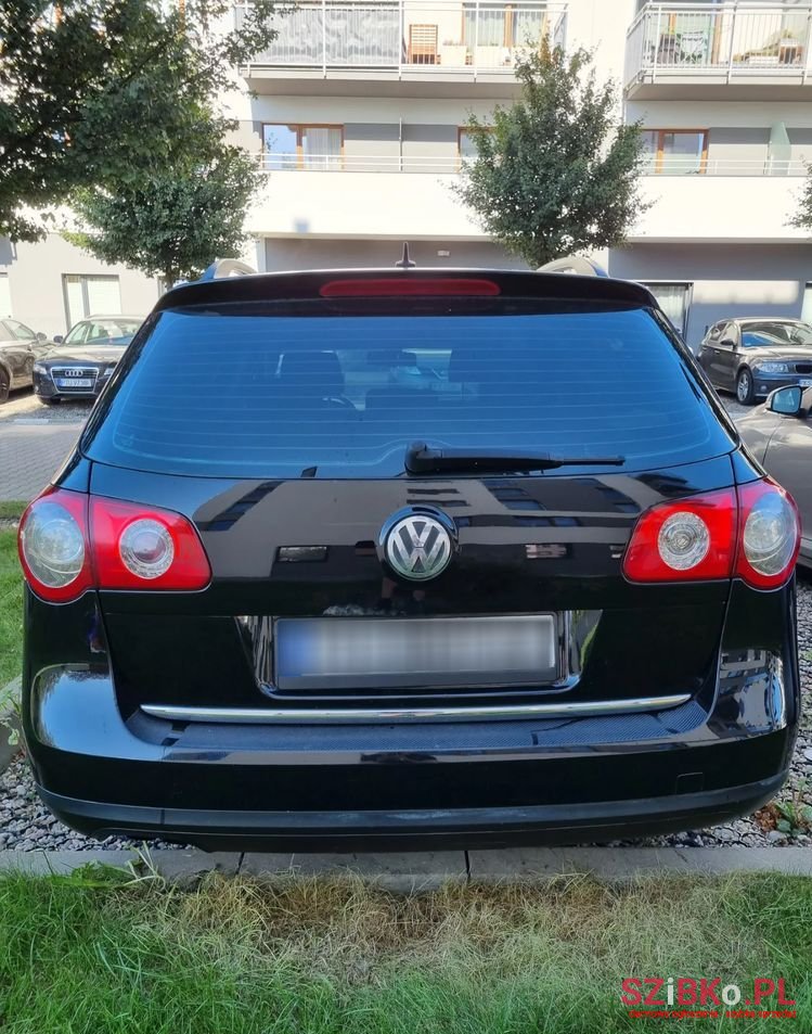 2006' Volkswagen Passat photo #3