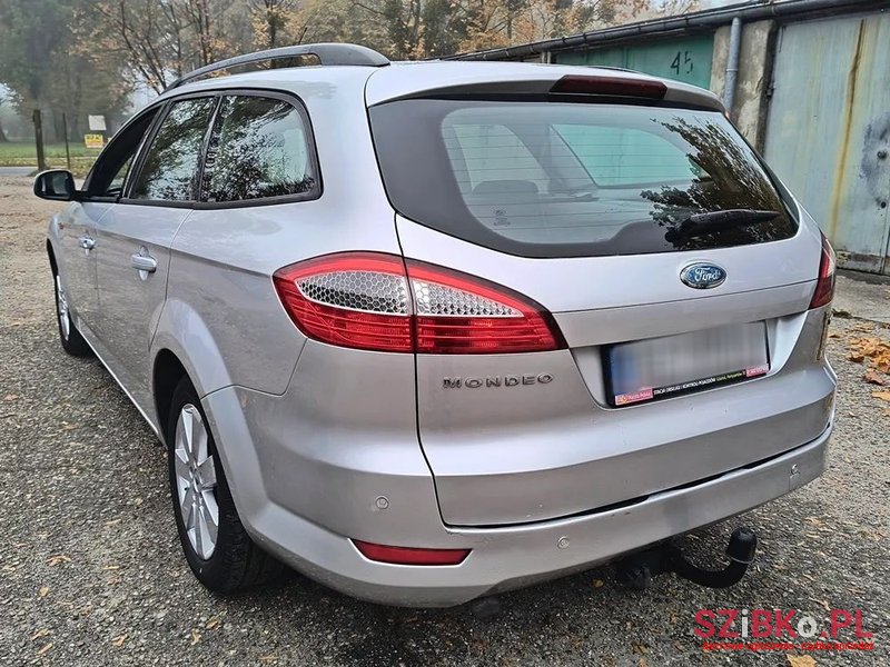 2008' Ford Mondeo 1.8 Tdci Ambiente photo #6