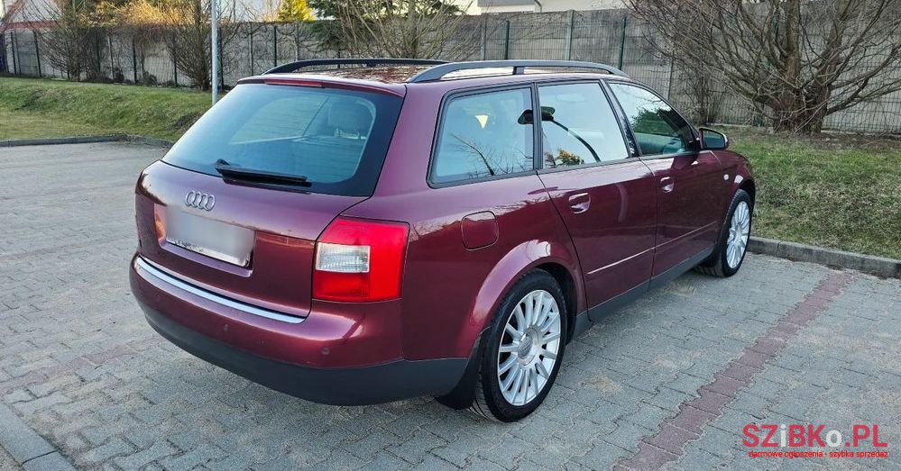 2003' Audi A4 Avant photo #3