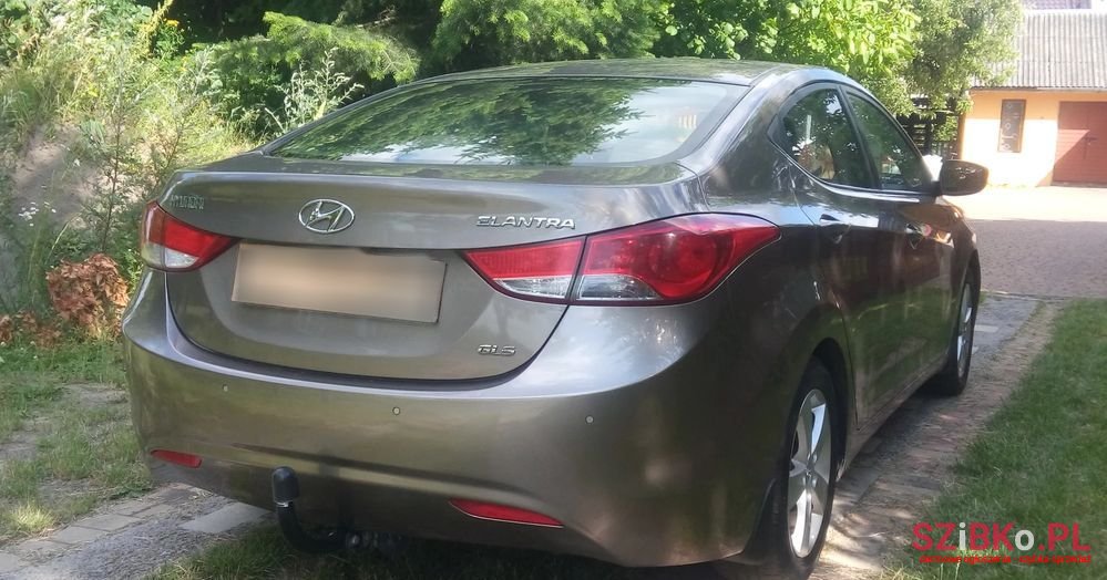 2011' Hyundai Elantra photo #2