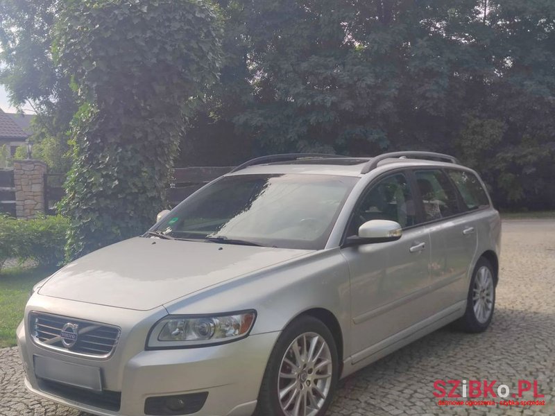 2010' Volvo V50 T5 photo #1