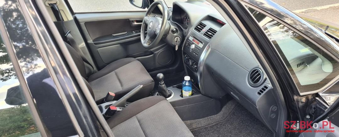 2008' Suzuki SX4 photo #6