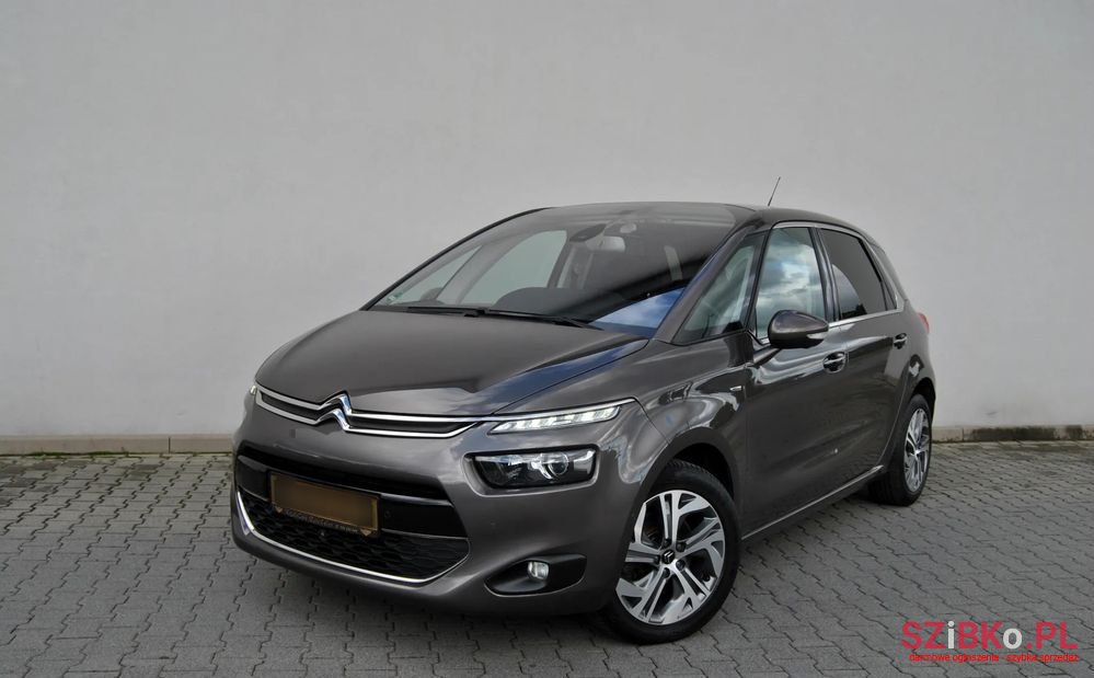 2016' Citroen C4 Picasso photo #1