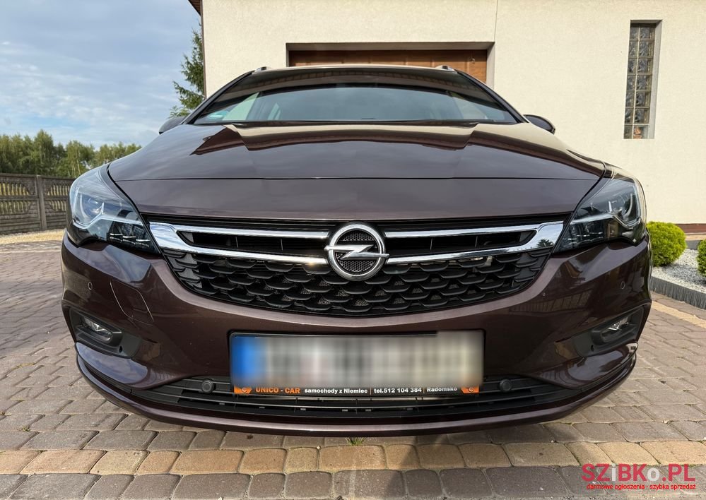 2017' Opel Astra 1.4 T Gpf Dynamic S&S photo #2