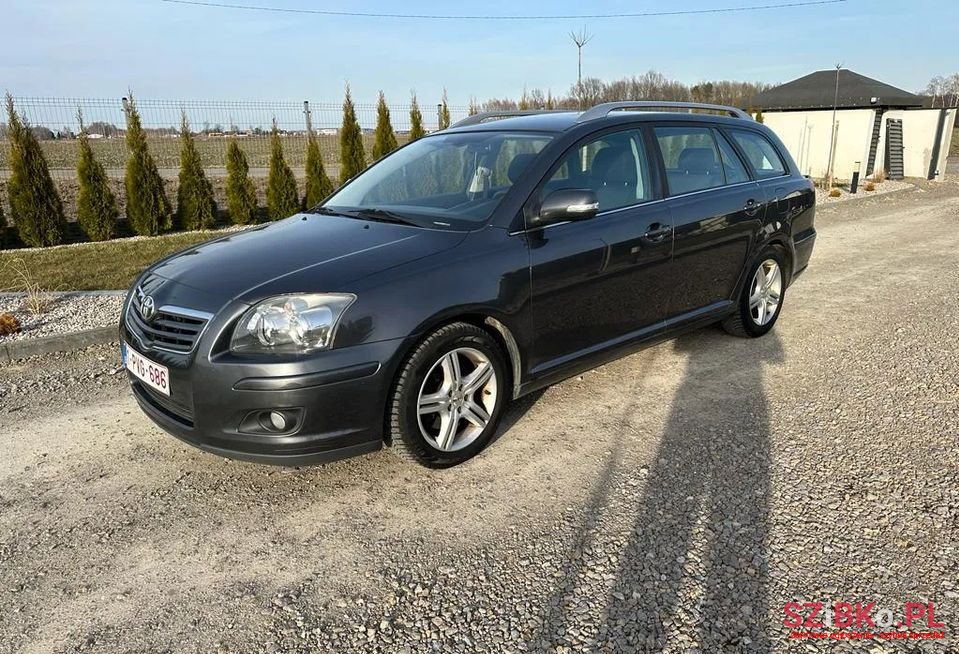 2007' Toyota Avensis photo #1