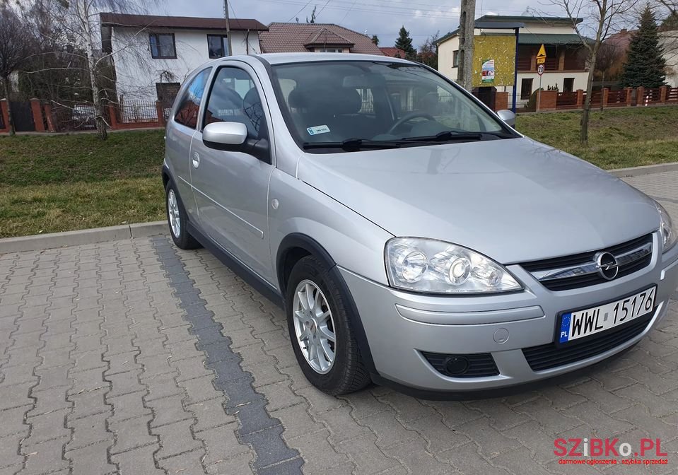 2005' Opel Corsa photo #3