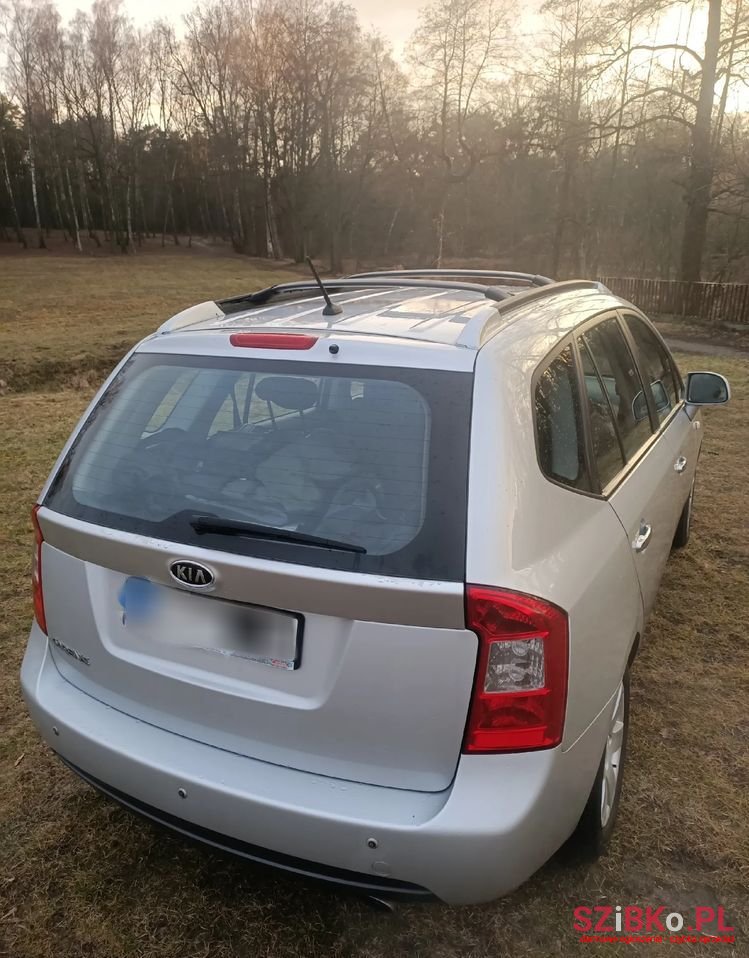 2007' Kia Carens photo #3