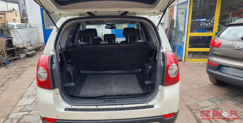 2011' Chevrolet Captiva 2.2 D Lt+ photo #4